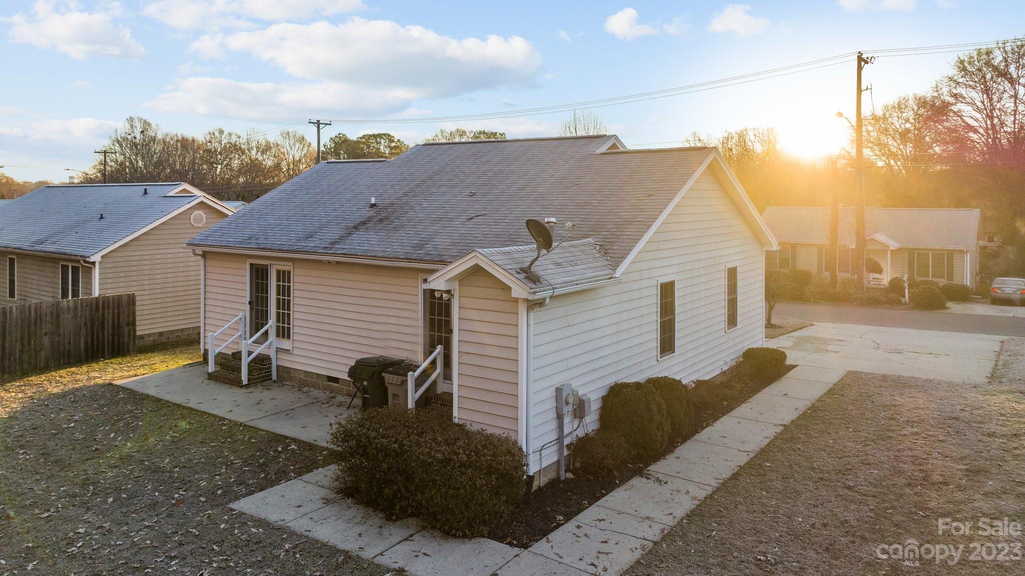 Merritt On Floyd - Residential