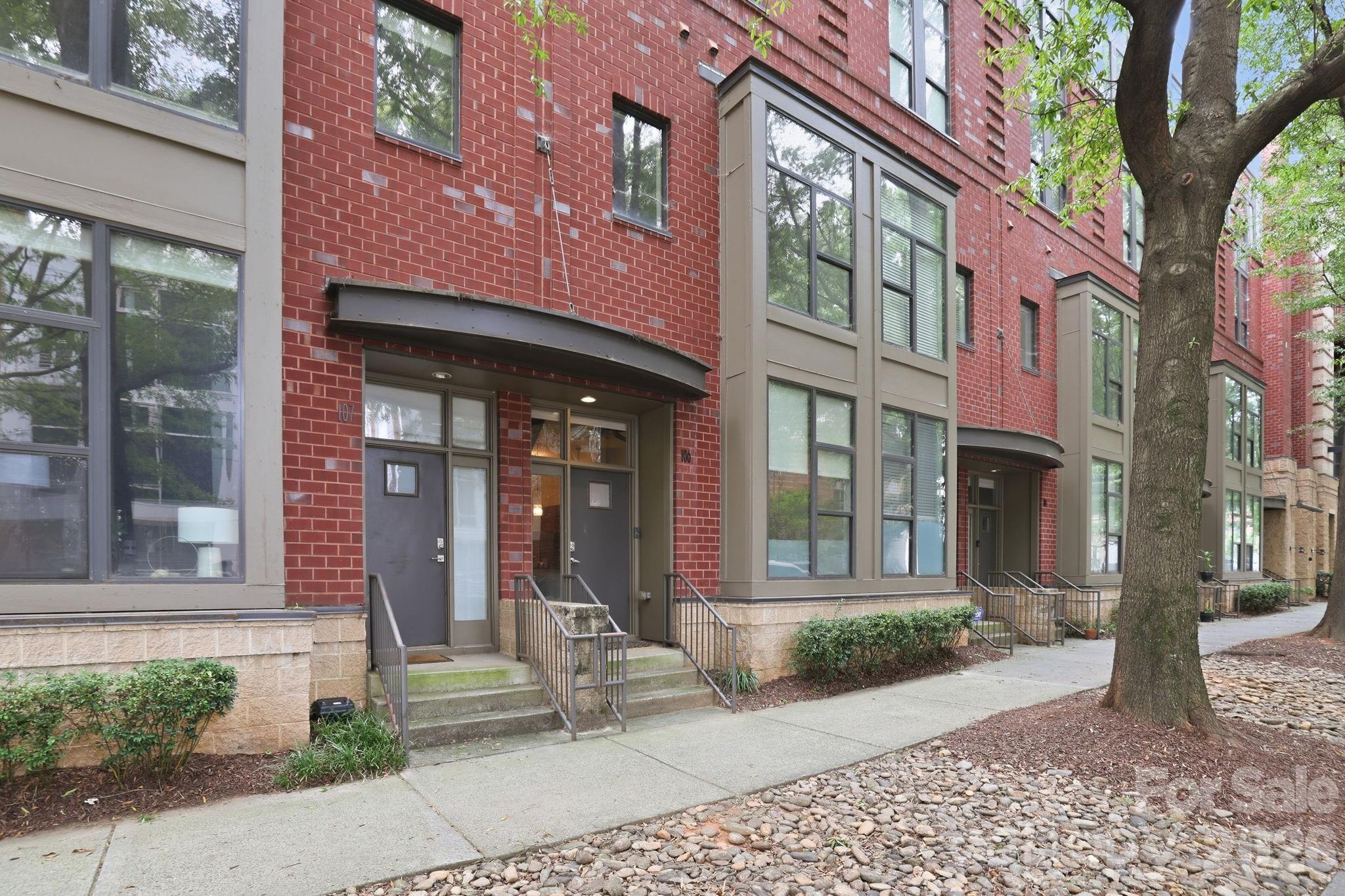 2125 Southend Drive 106