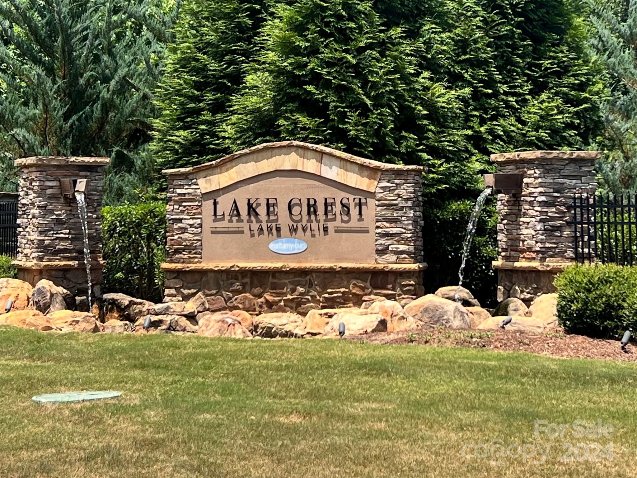 Lake Crest - Residential