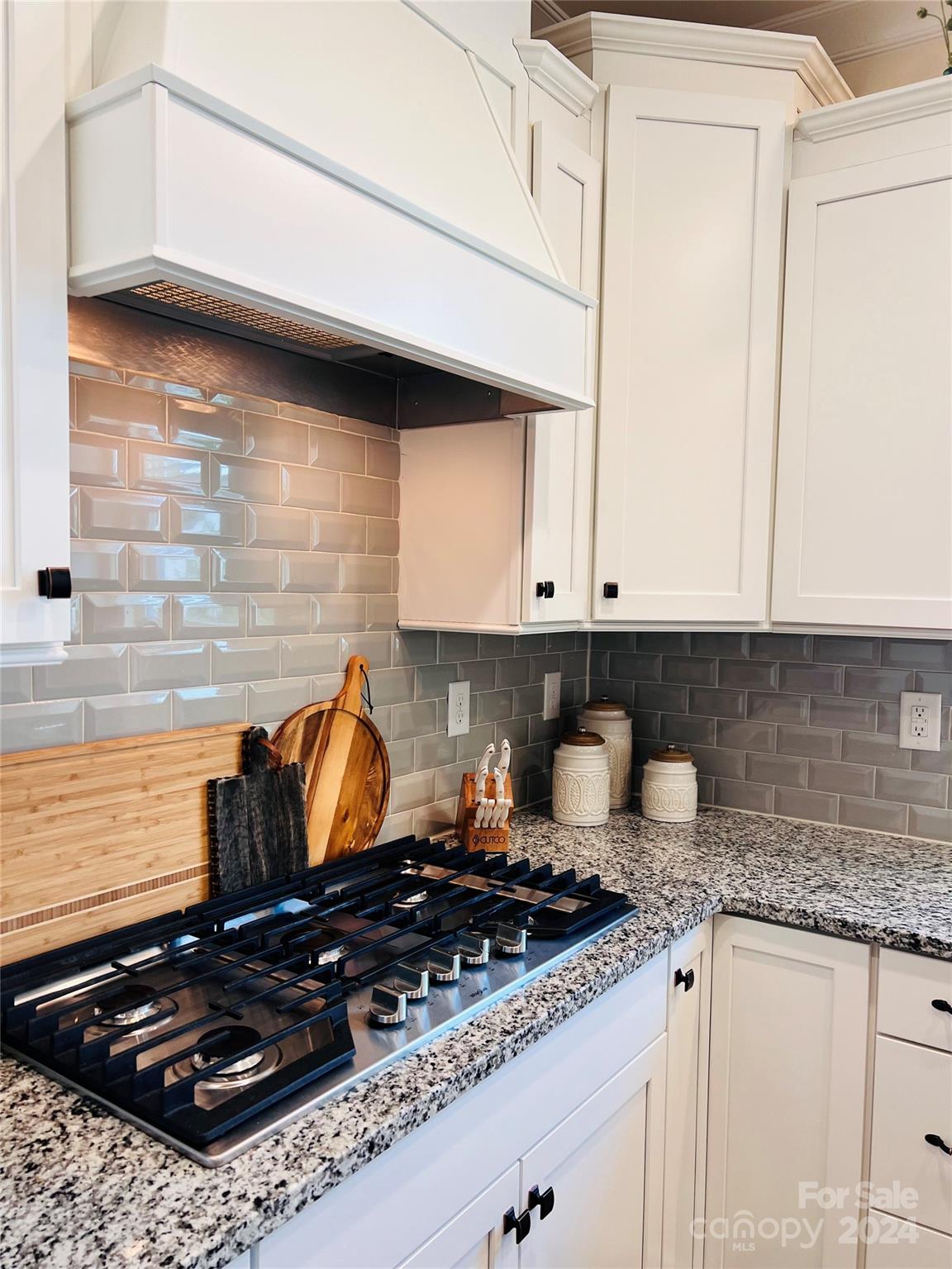 Lake Crest - Residential