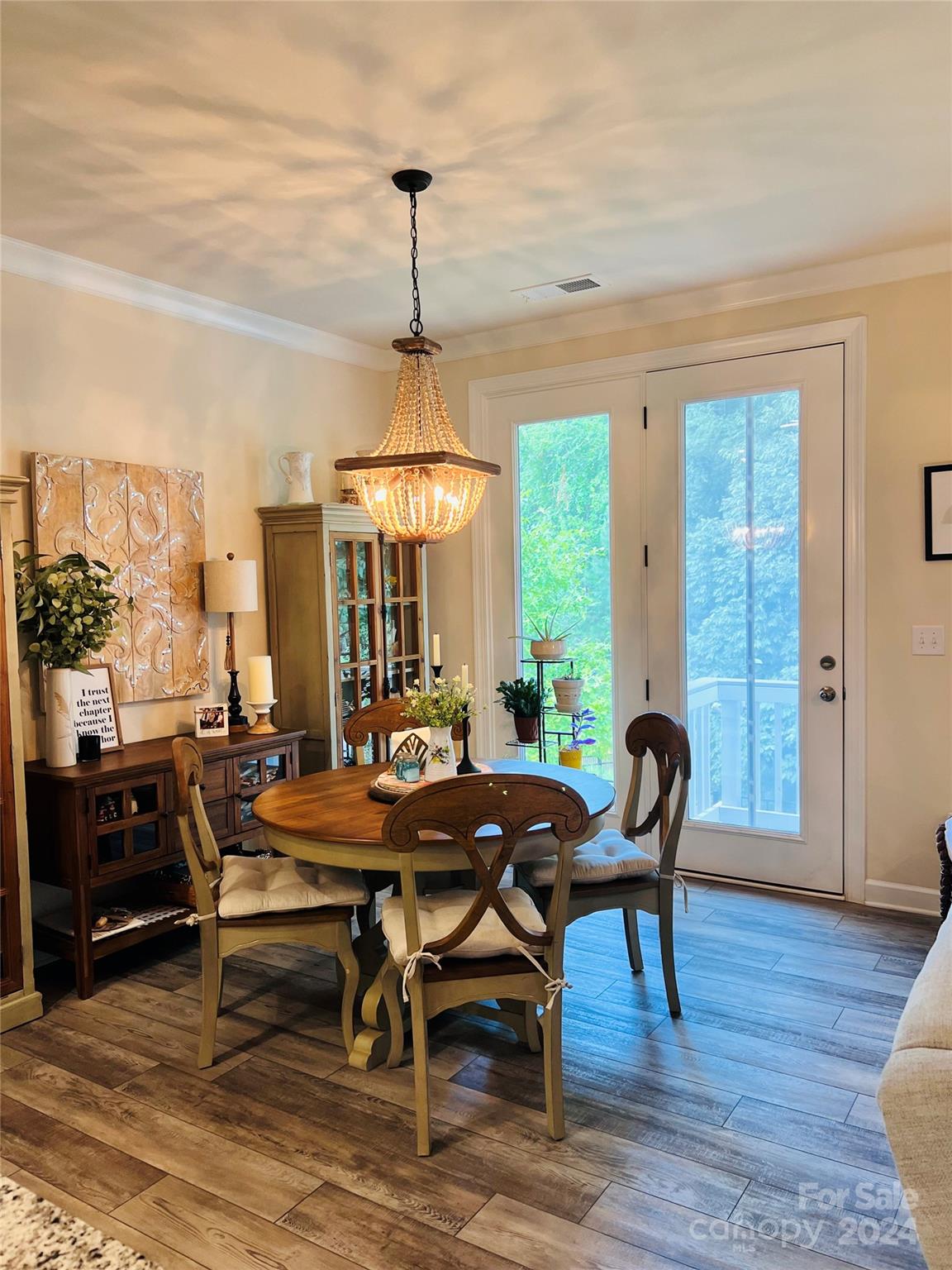 Lake Crest - Residential