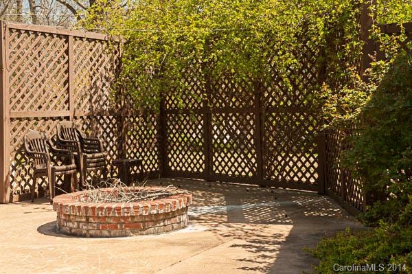 Camelot Woods - Residential