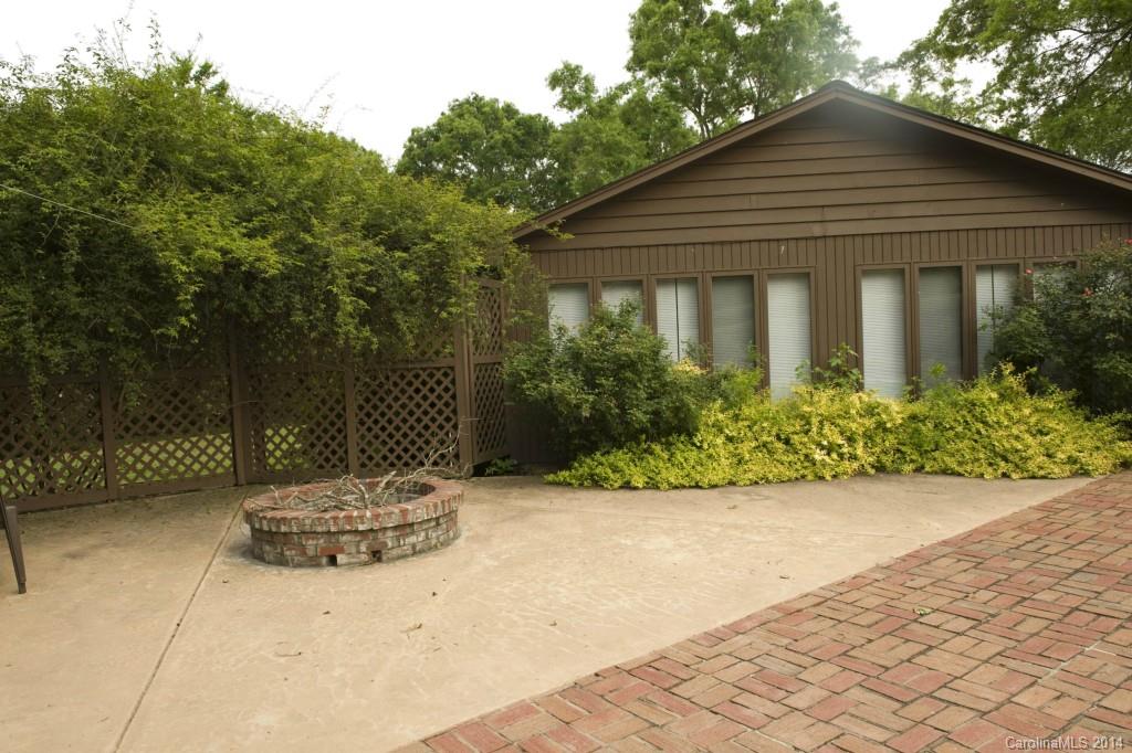 Camelot Woods - Residential