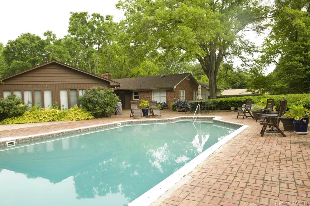 Camelot Woods - Residential