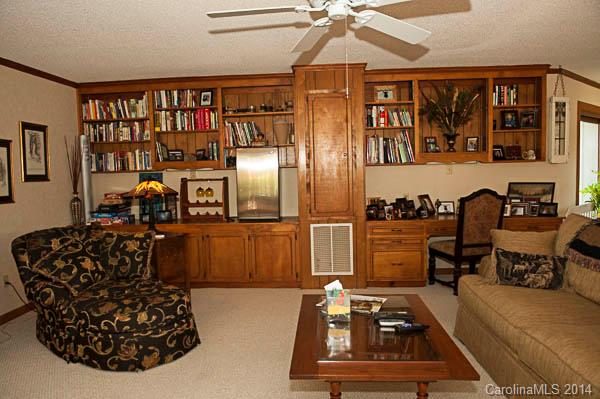 Camelot Woods - Residential