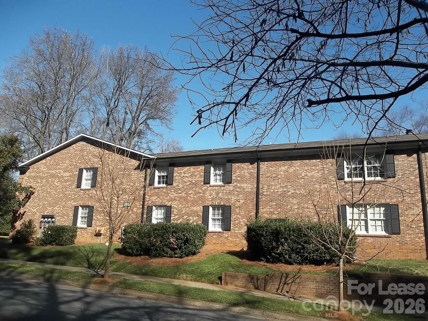 Affordable apartment in Myers Park.  Owner will not maintain the washer/dryer set that is currently in location.  No Pets.  Water/Sewer included in rent.