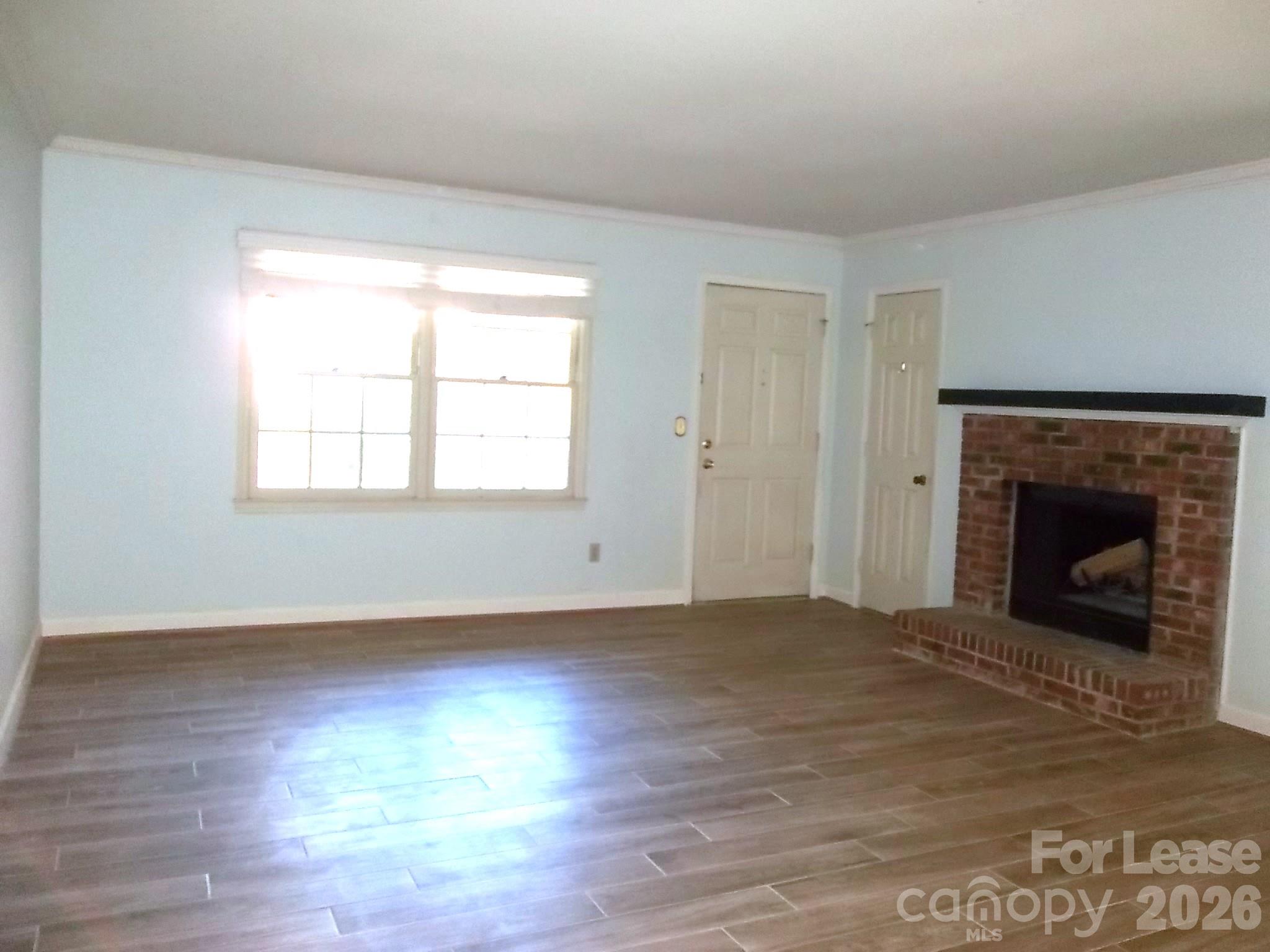 2141 Selwyn Avenue 103