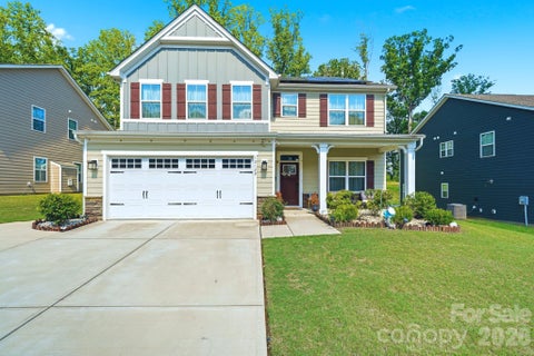 Photo of 10129 Harvest Gold Drive, Charlotte, NC 28215 (MLS # 4400354)