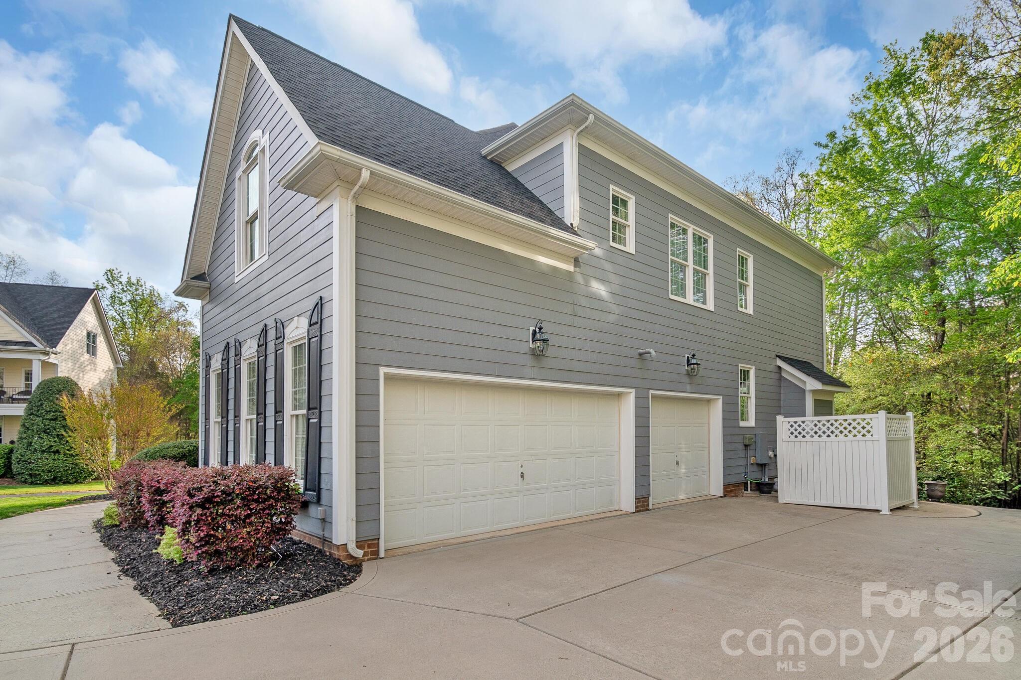 1216 Flat Heads Lane