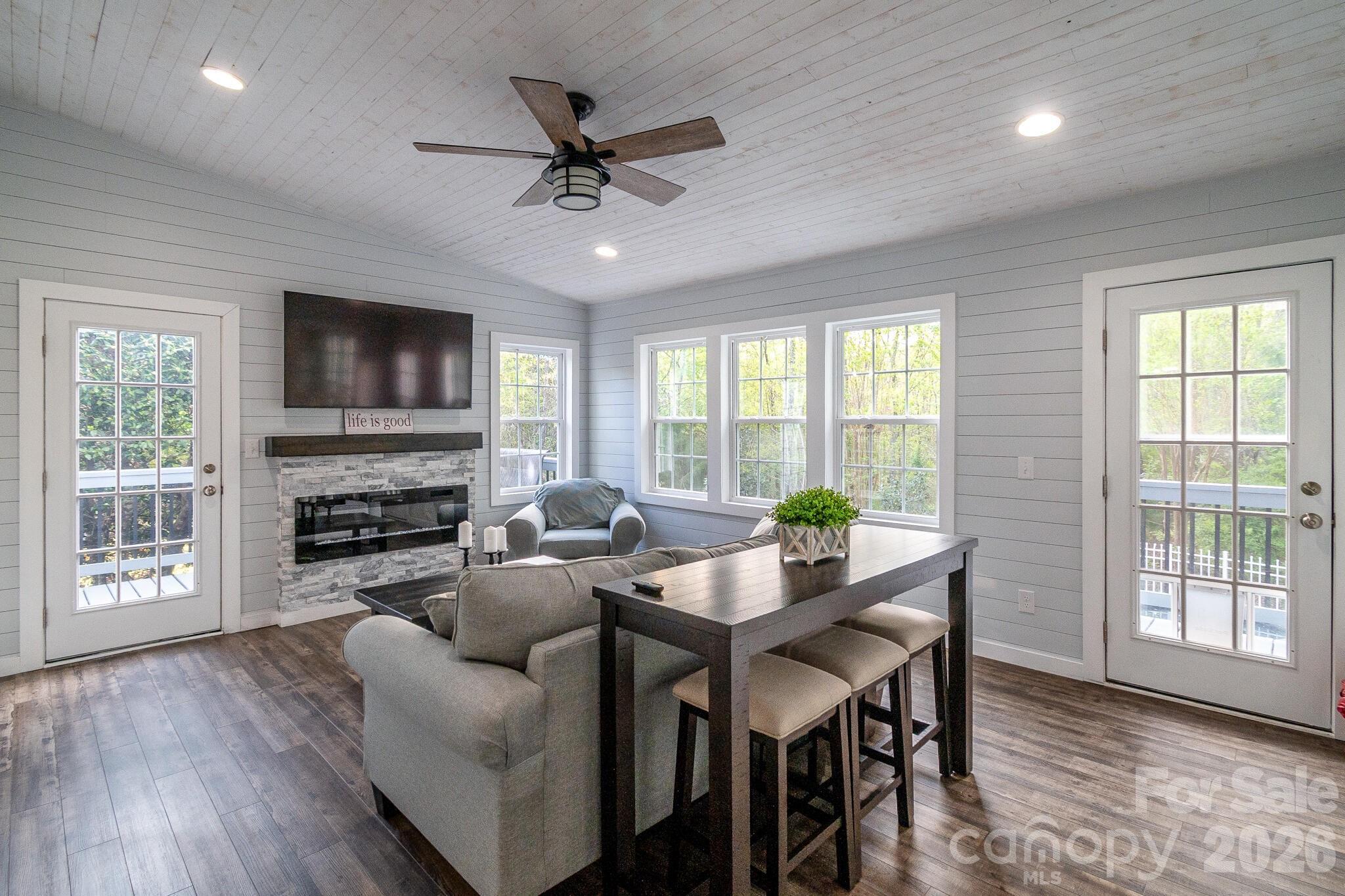 Lawson - Residential