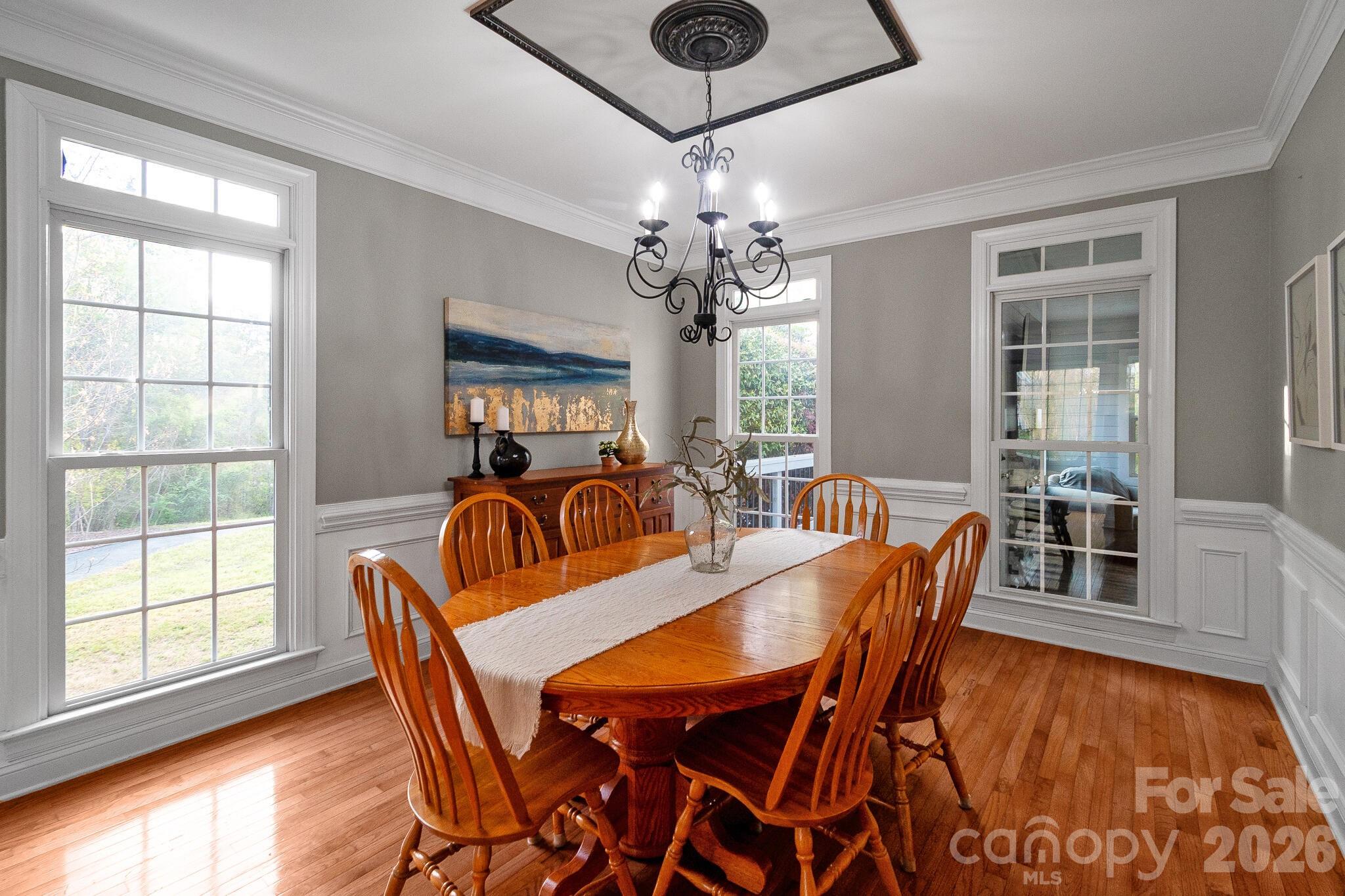 1216 Flat Heads Lane