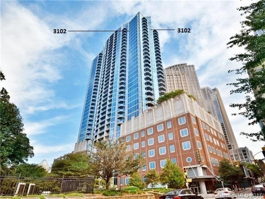 This luxury unit is the largest non-penthouse 2 bedroom, 2 bath situated on the SW corner of this beautiful all glass high rise building. With views of: Duke Energy Building, Bank of America Stadium, Bearden Park, BB&T Ballpark, short walk to Blumenthal Performing Arts Center, Mint Museum, Bechtler Museum, Knight's Theatre, Gant Museum, Discovery Place and Museum of the South. Additionally, included is a highly sought after medium size STORAGE UNIT in a secured area.