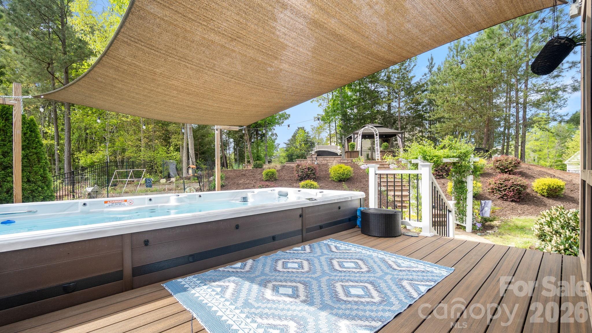 Somerset At Autumn Cove - Residential