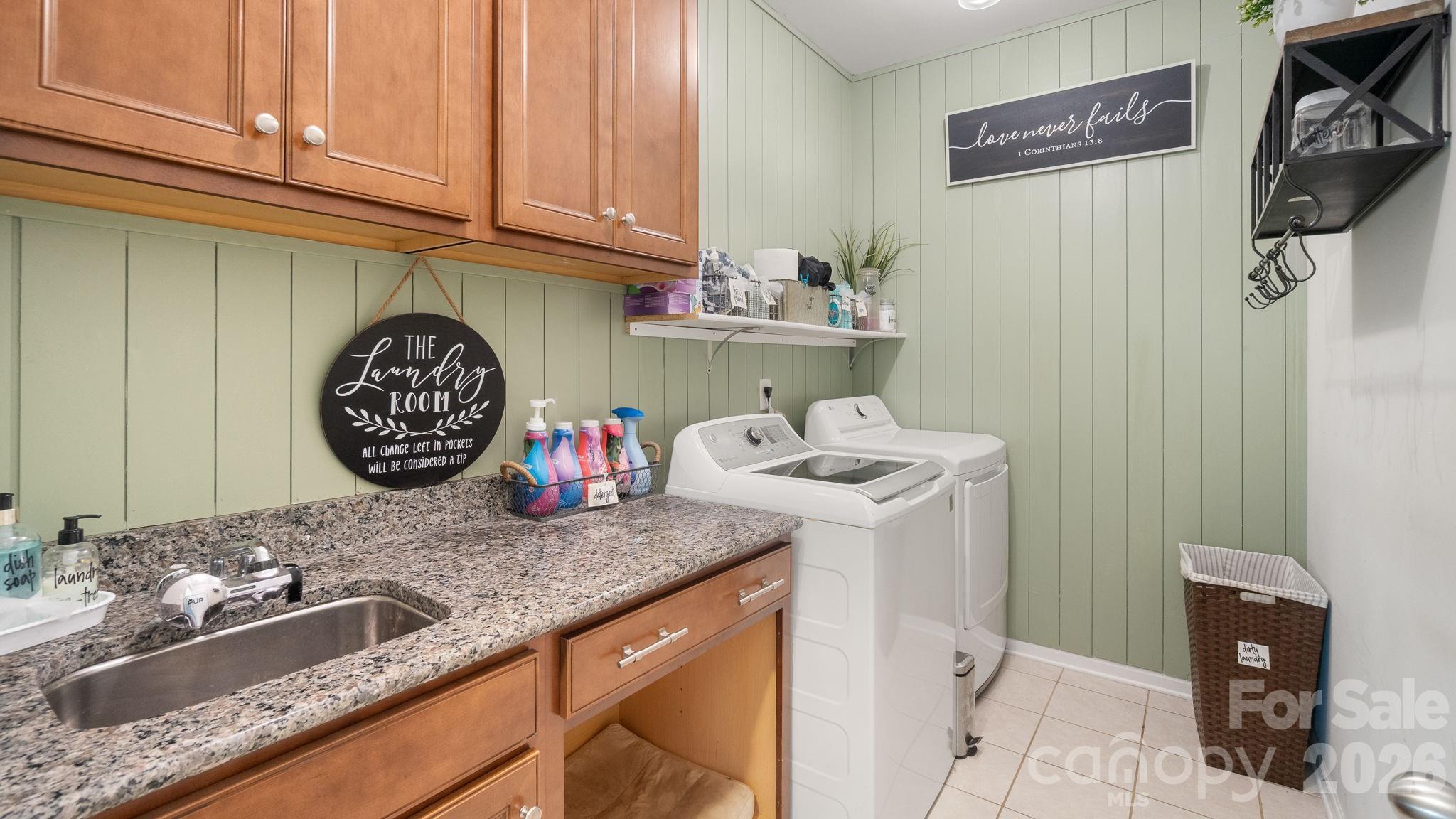 Somerset At Autumn Cove - Residential