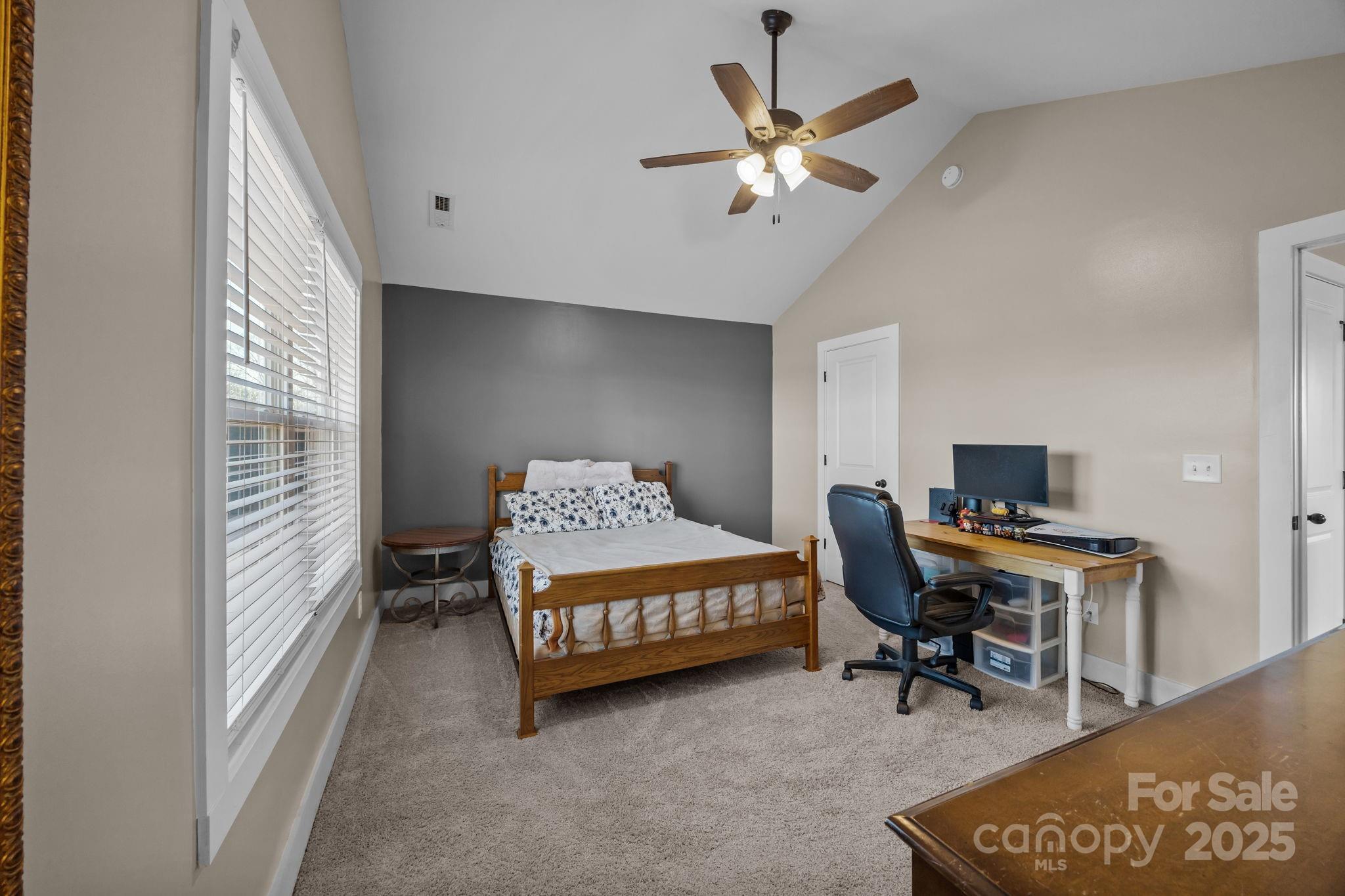 Thomas Chapel - Residential