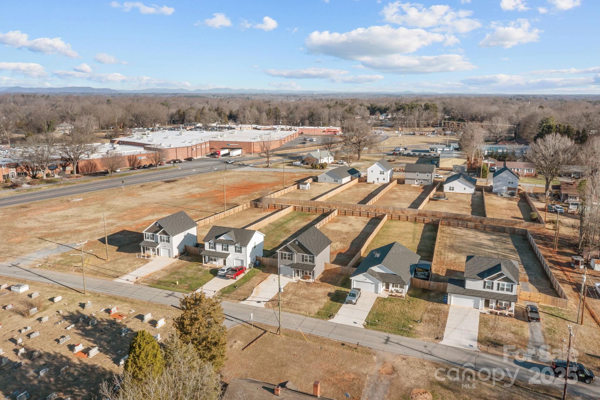 Thomas Chapel - Residential
