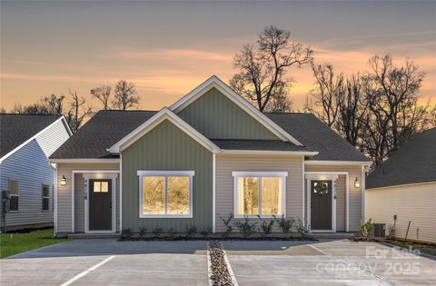 4817 Victoria Avenue Charlotte NC 28269