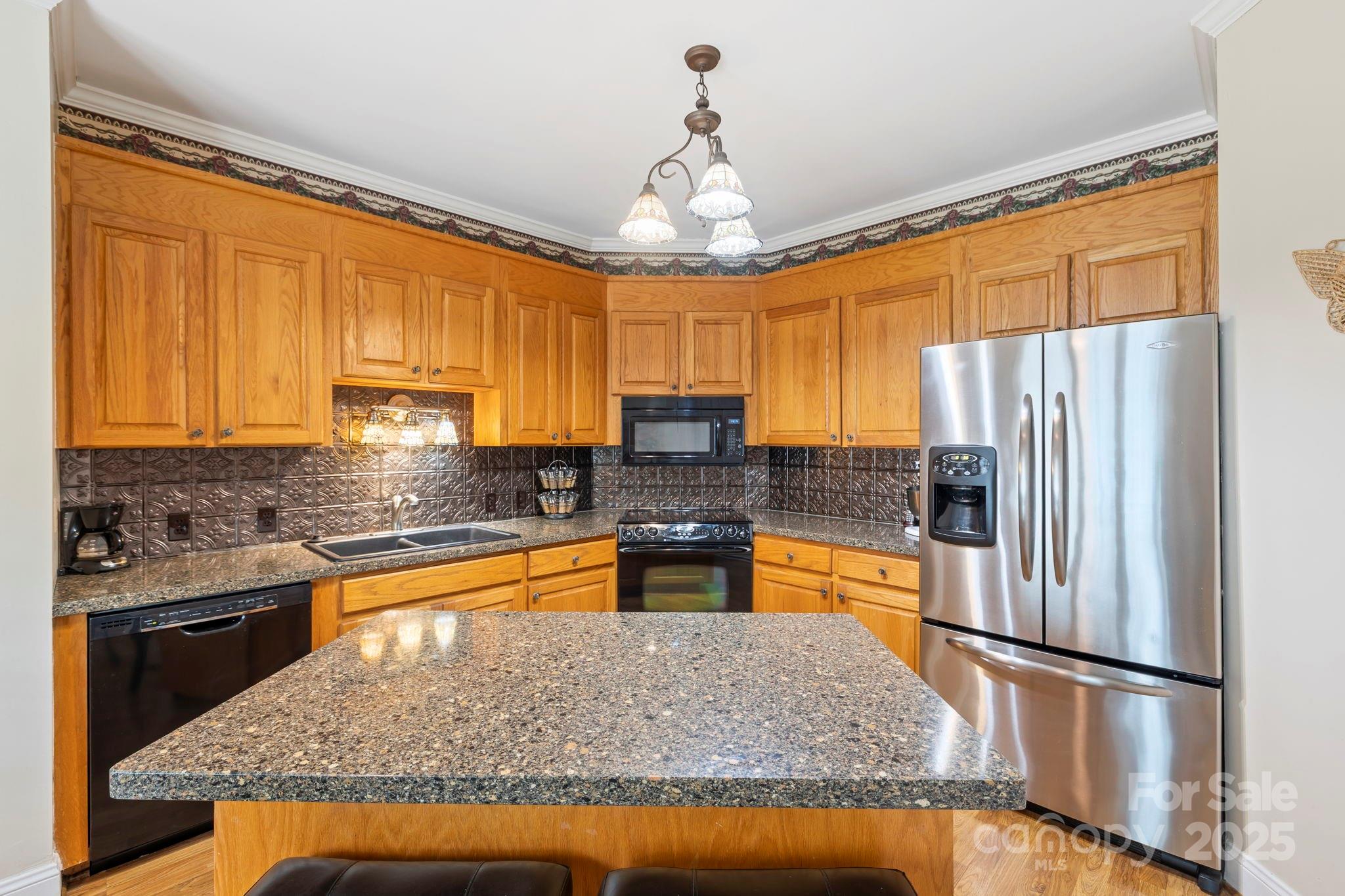 Links O Tryon - Residential