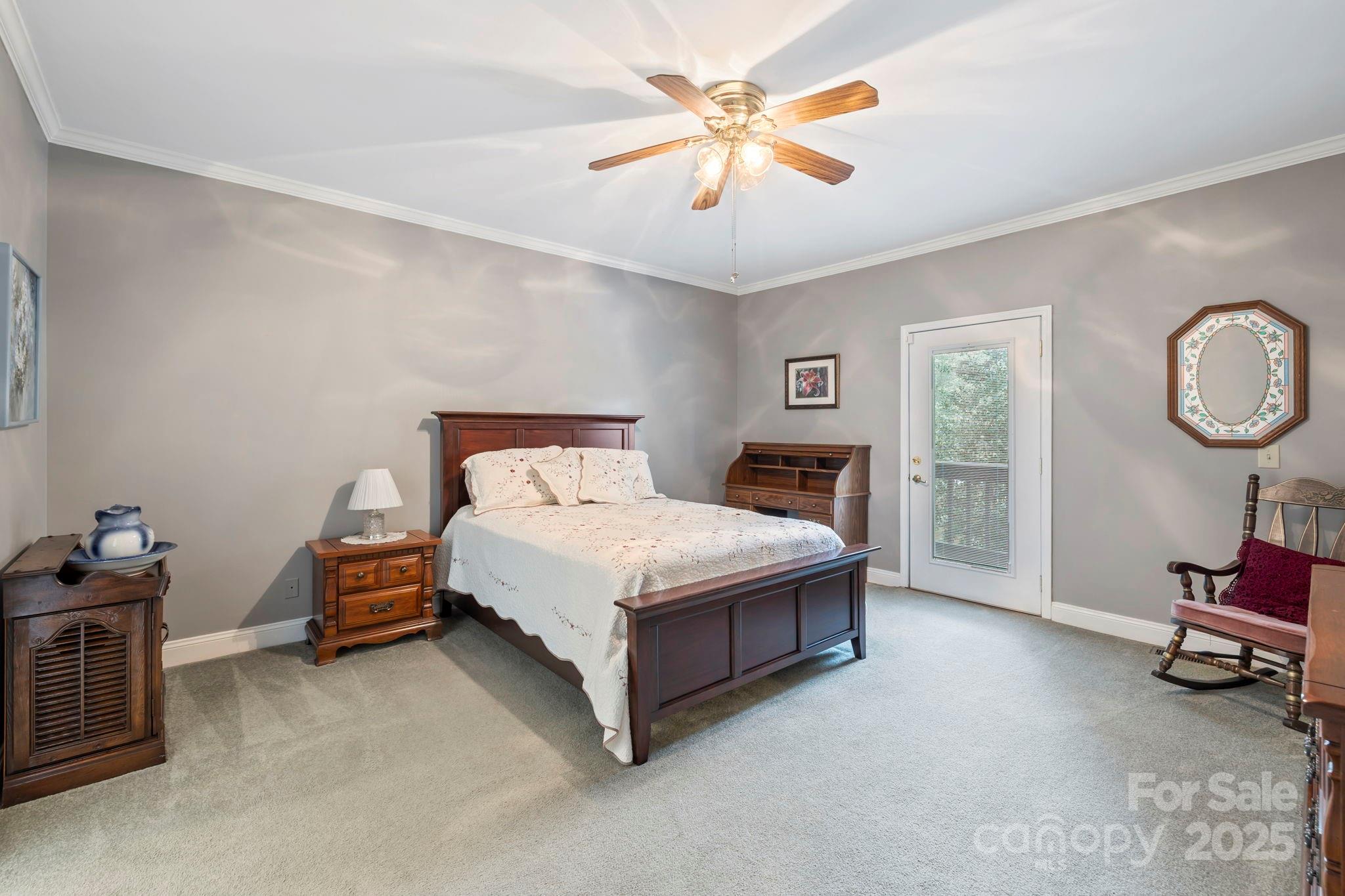 Links O Tryon - Residential