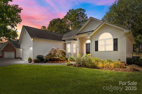 128 Birchwood Court Mount Holly NC 28120