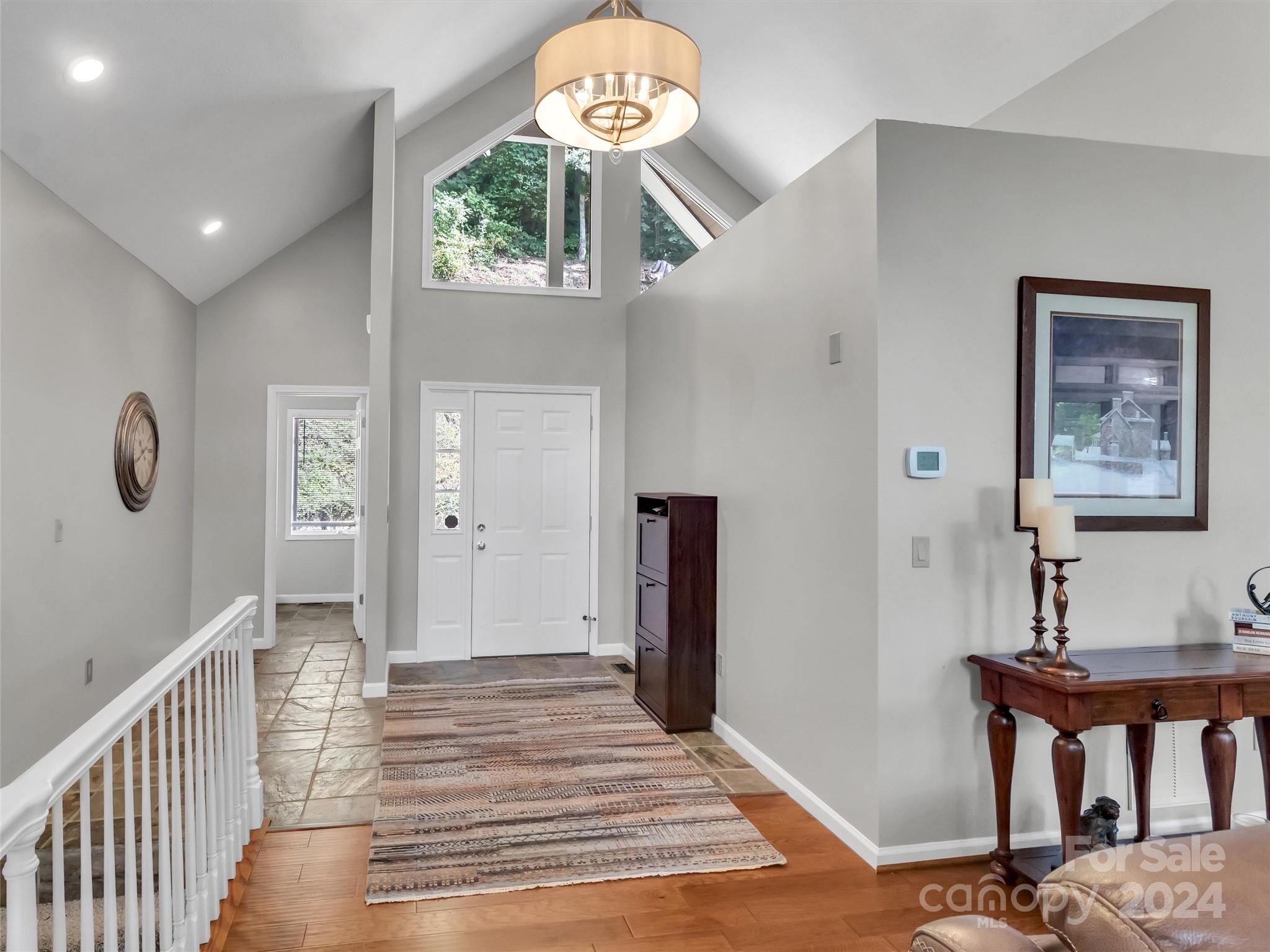 2525 Eagles Nest Road
