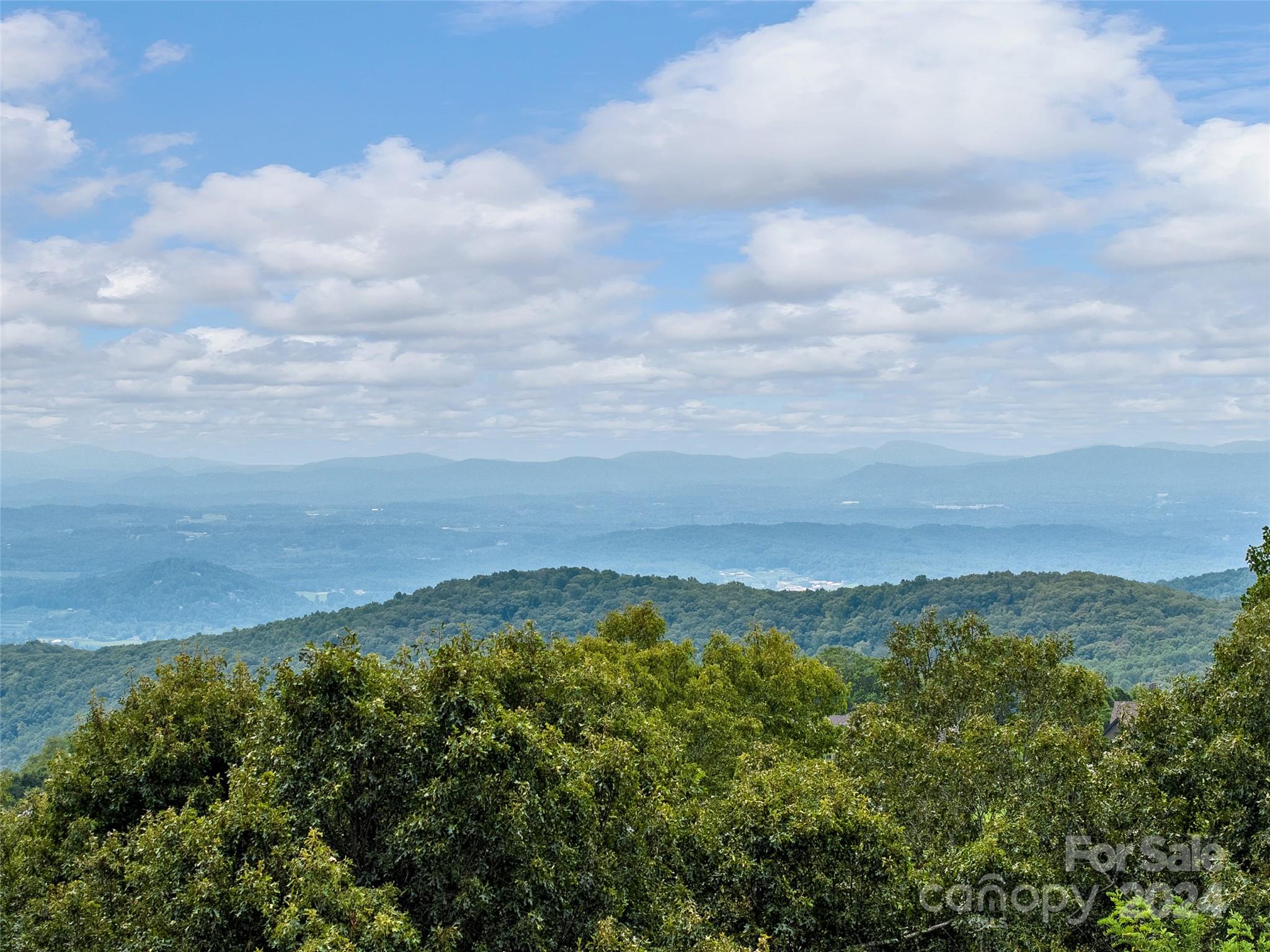 Grand Highlands at Bearwallow - Residential