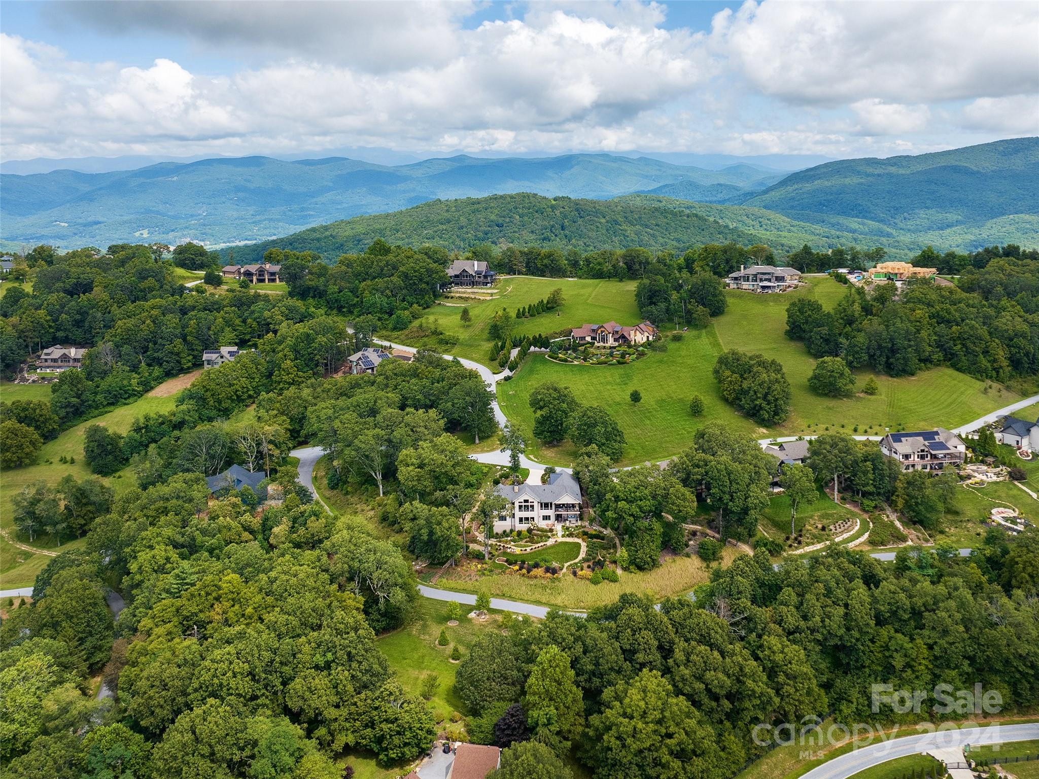 Grand Highlands at Bearwallow - Residential