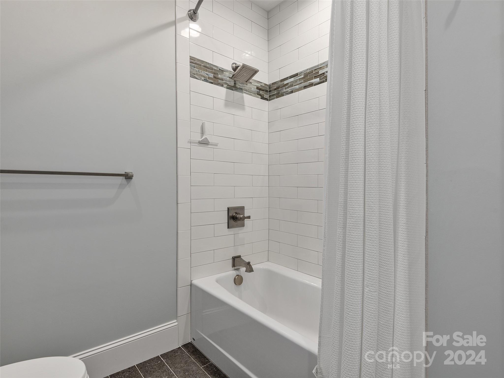 Grand Highlands at Bearwallow - Residential