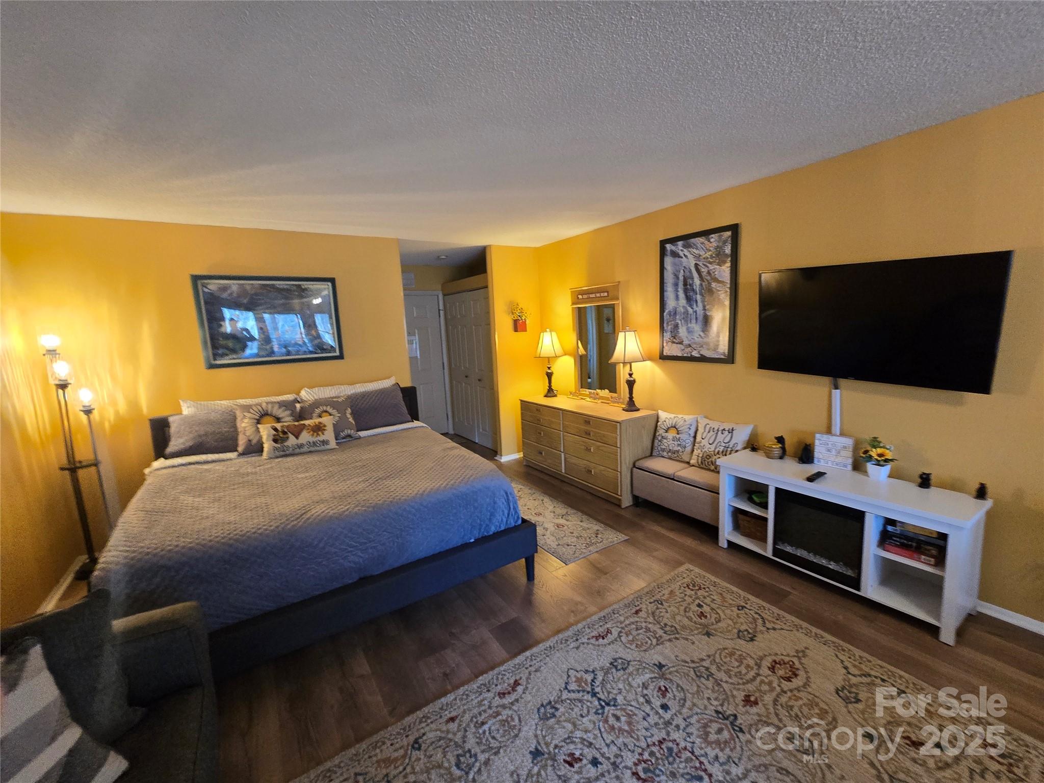 160 Whitney Boulevard 46