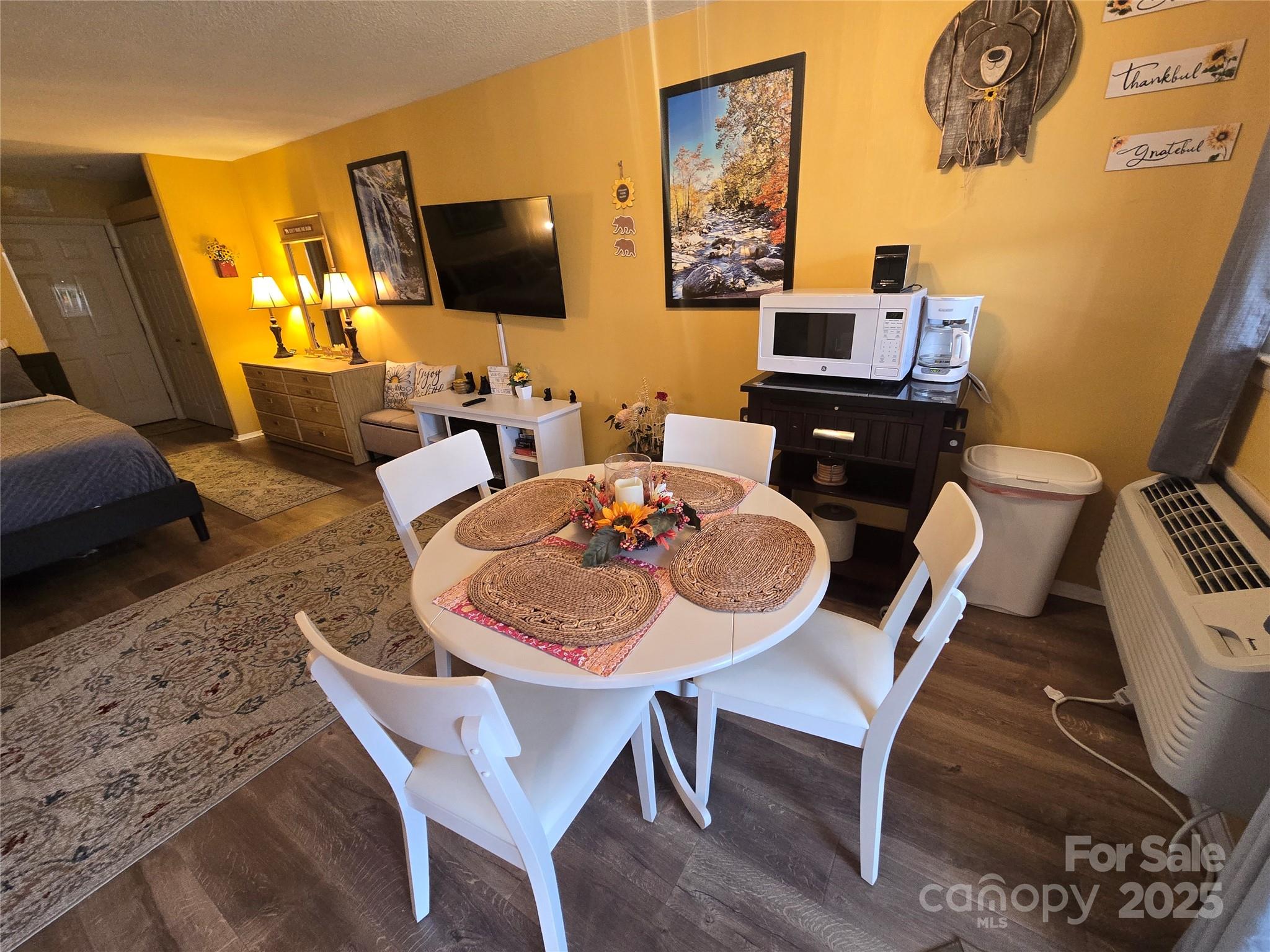 160 Whitney Boulevard 46