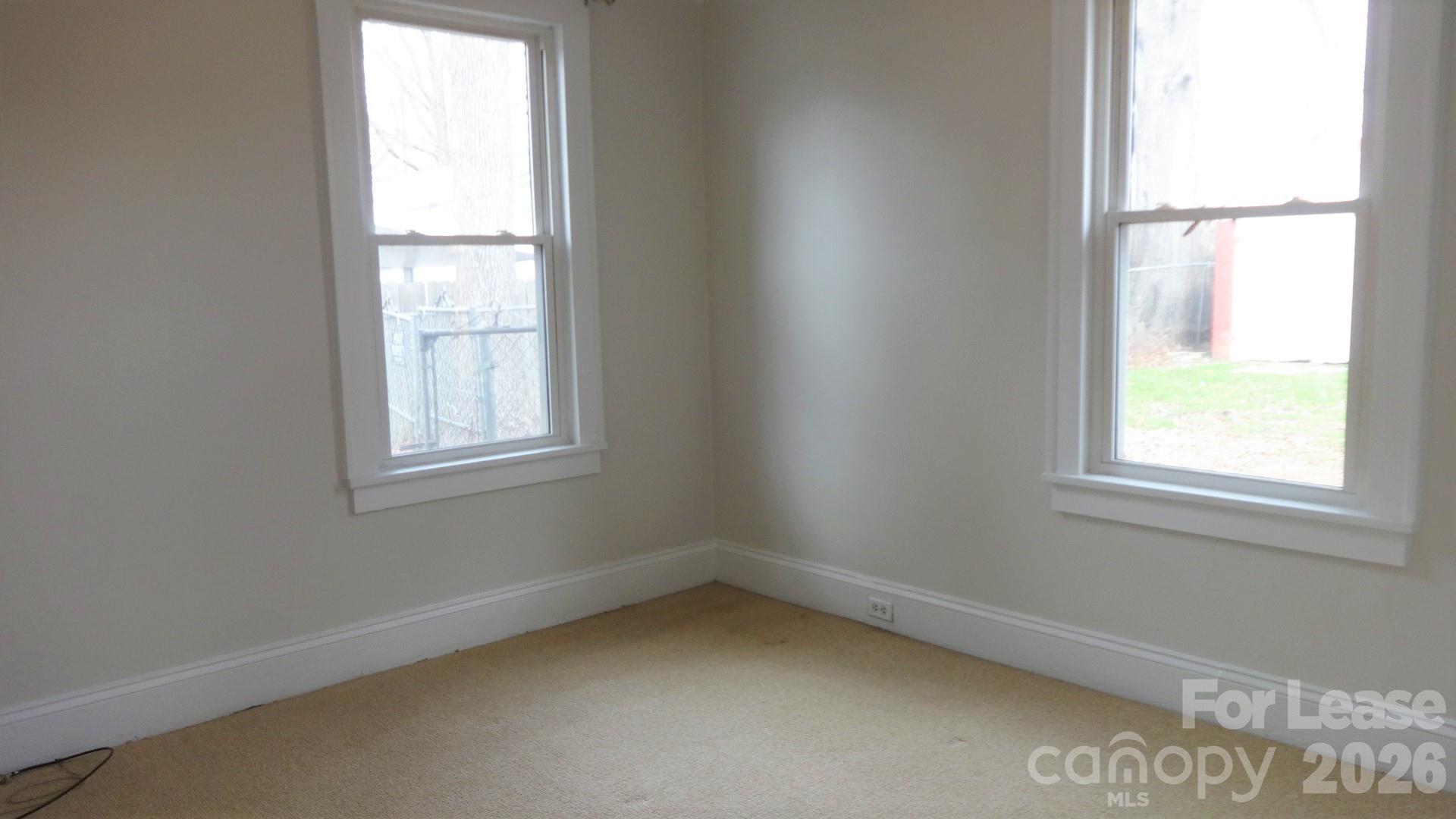 Eaman Park - Residential Lease