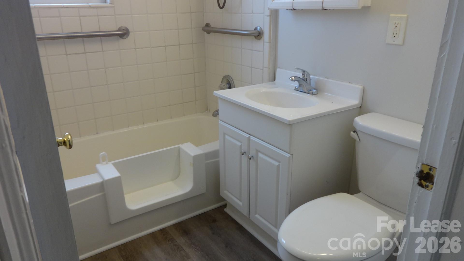 Eaman Park - Residential Lease