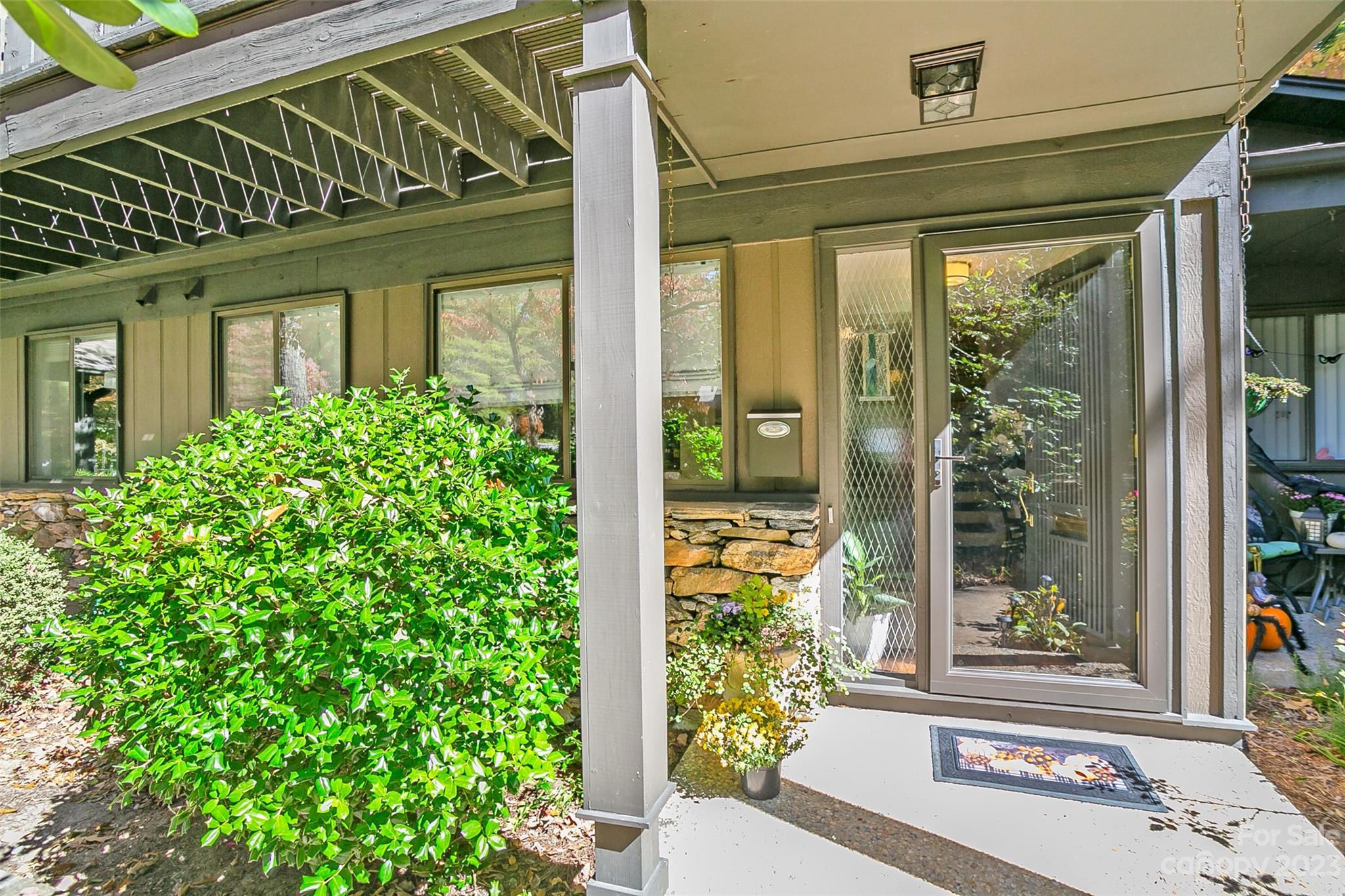 Laurelwood Condominiums - Residential