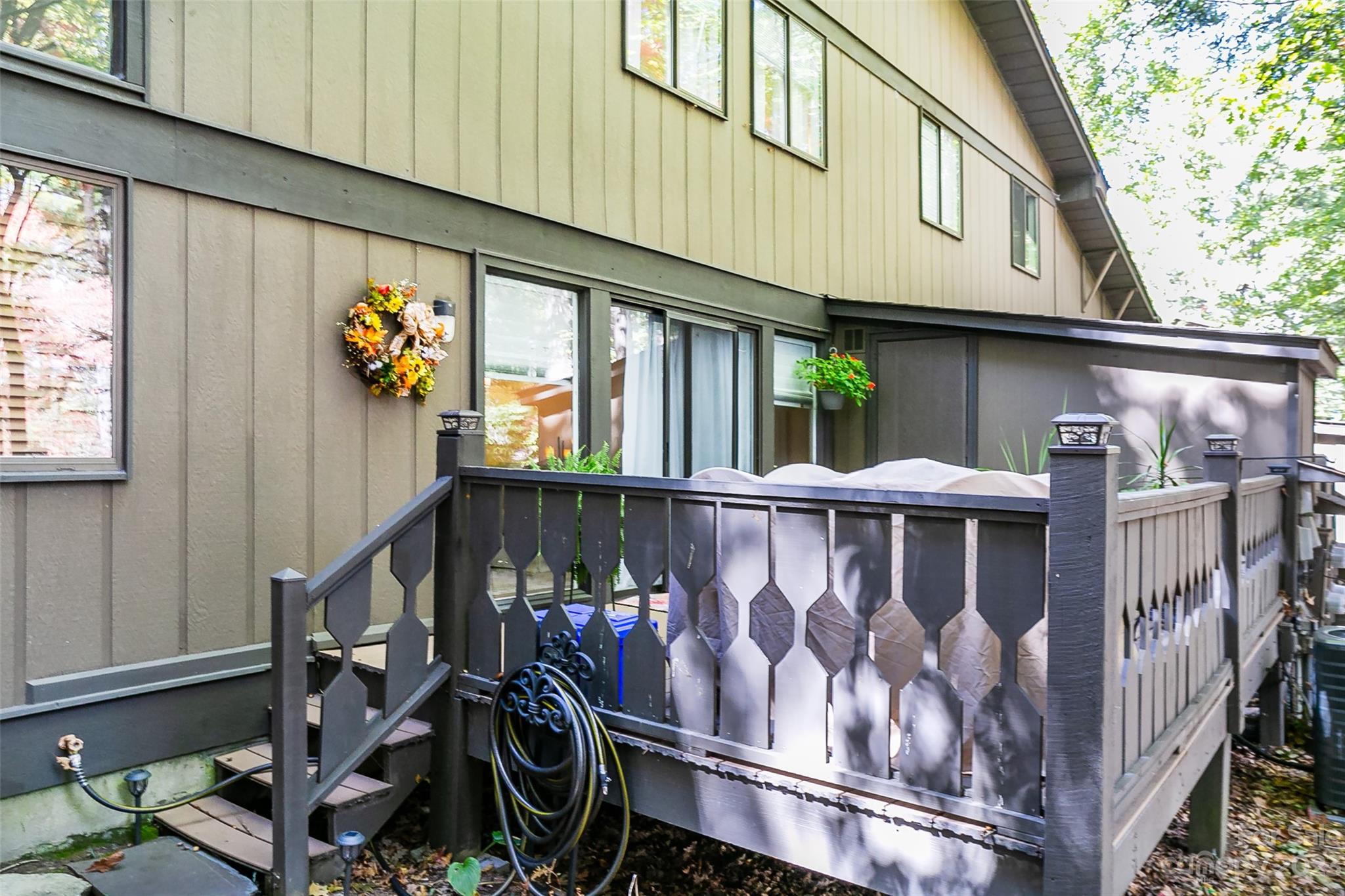 Laurelwood Condominiums - Residential