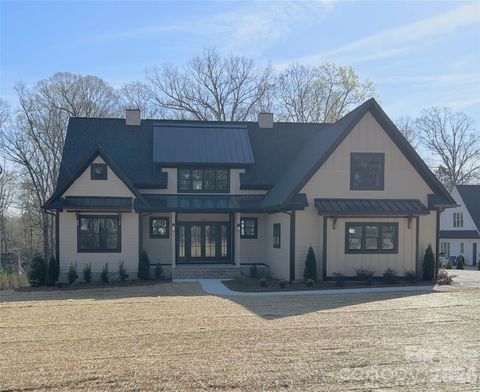 Photo of 130 Mcneil Lane, Mooresville, NC 28117 (MLS # 4353070)