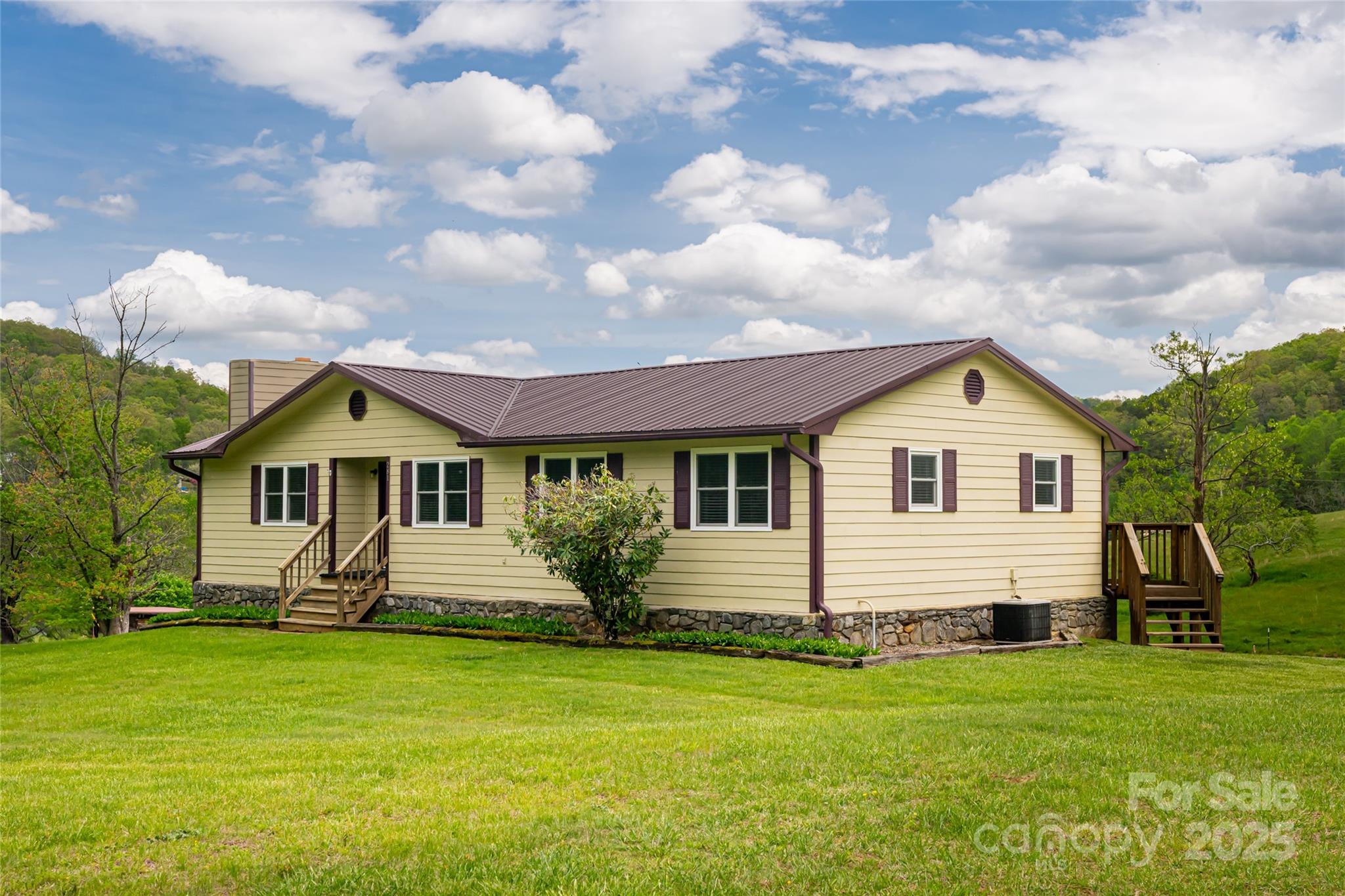 281 Curtis Creek Road
