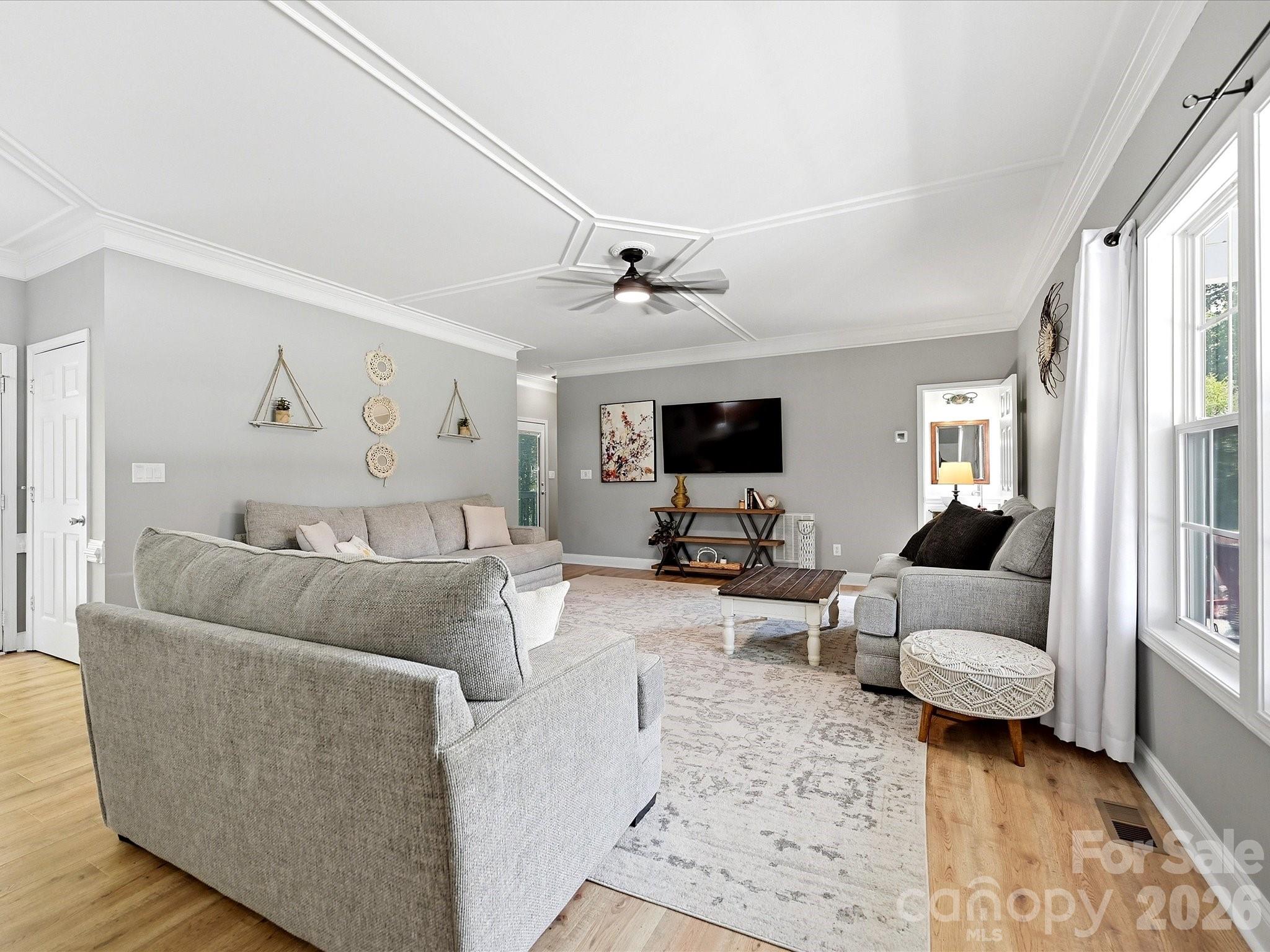 1401 Wall Street