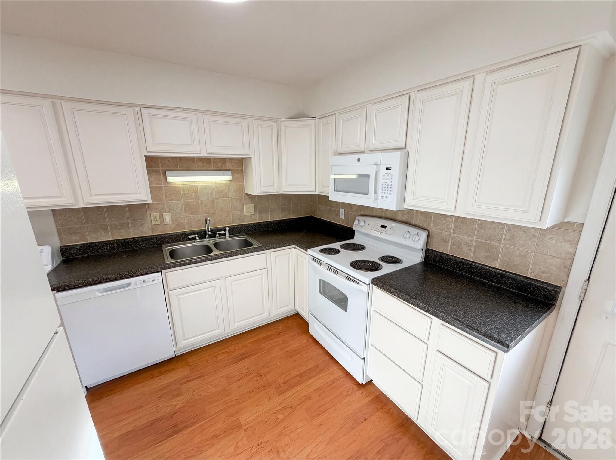 Sharon Lakes - Residential