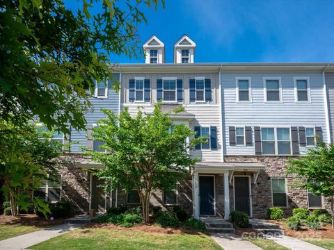 1142 Doveridge Street Charlotte NC 28273