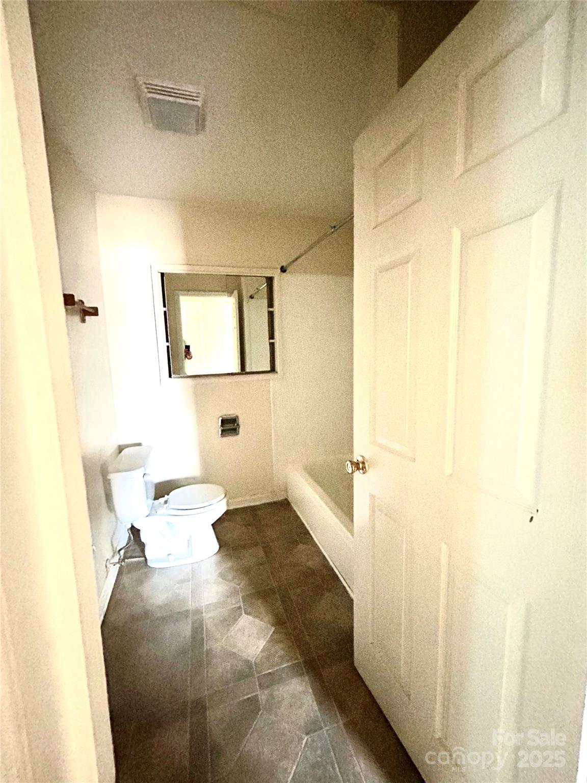 1422 Winston Drive