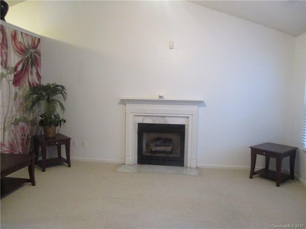 Summit Hills - Residential