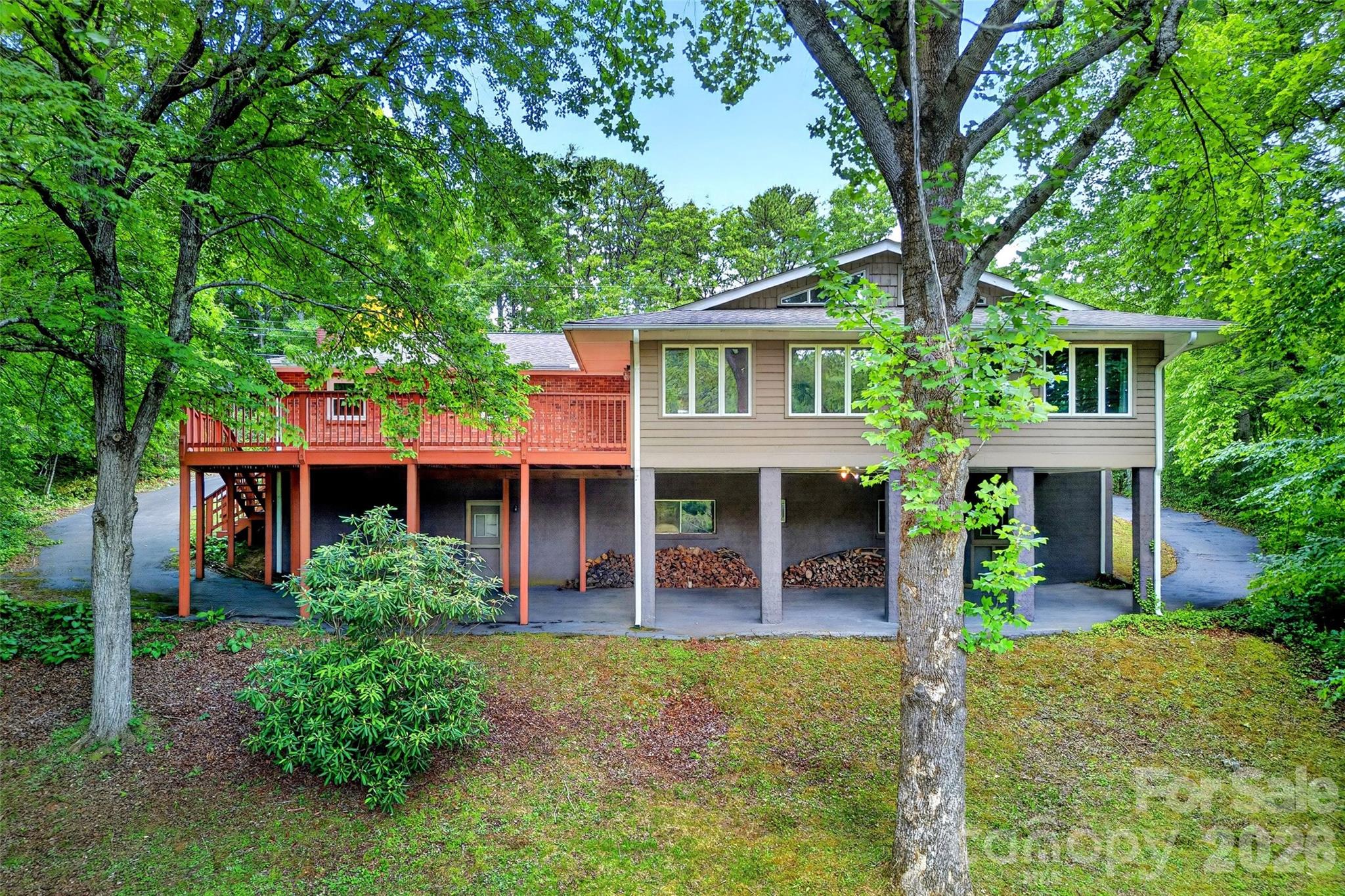 103 Richard Lane