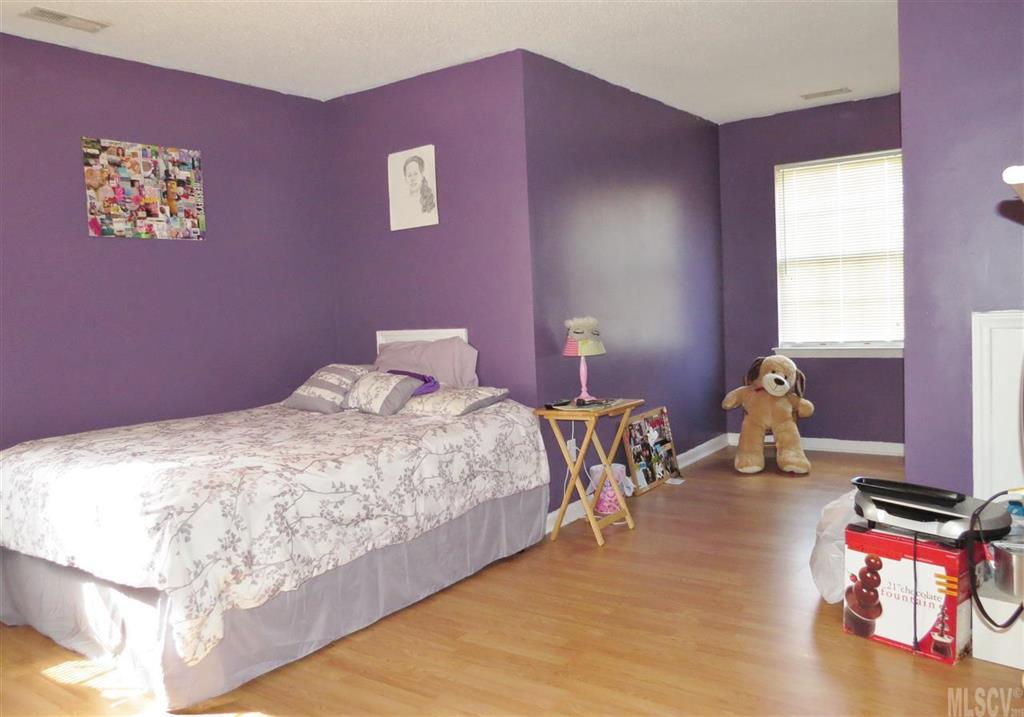 Salem Meadows - Residential