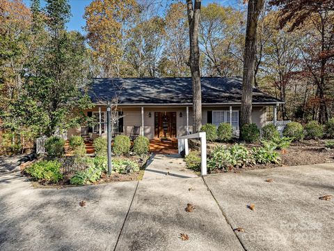 A home in Tega Cay