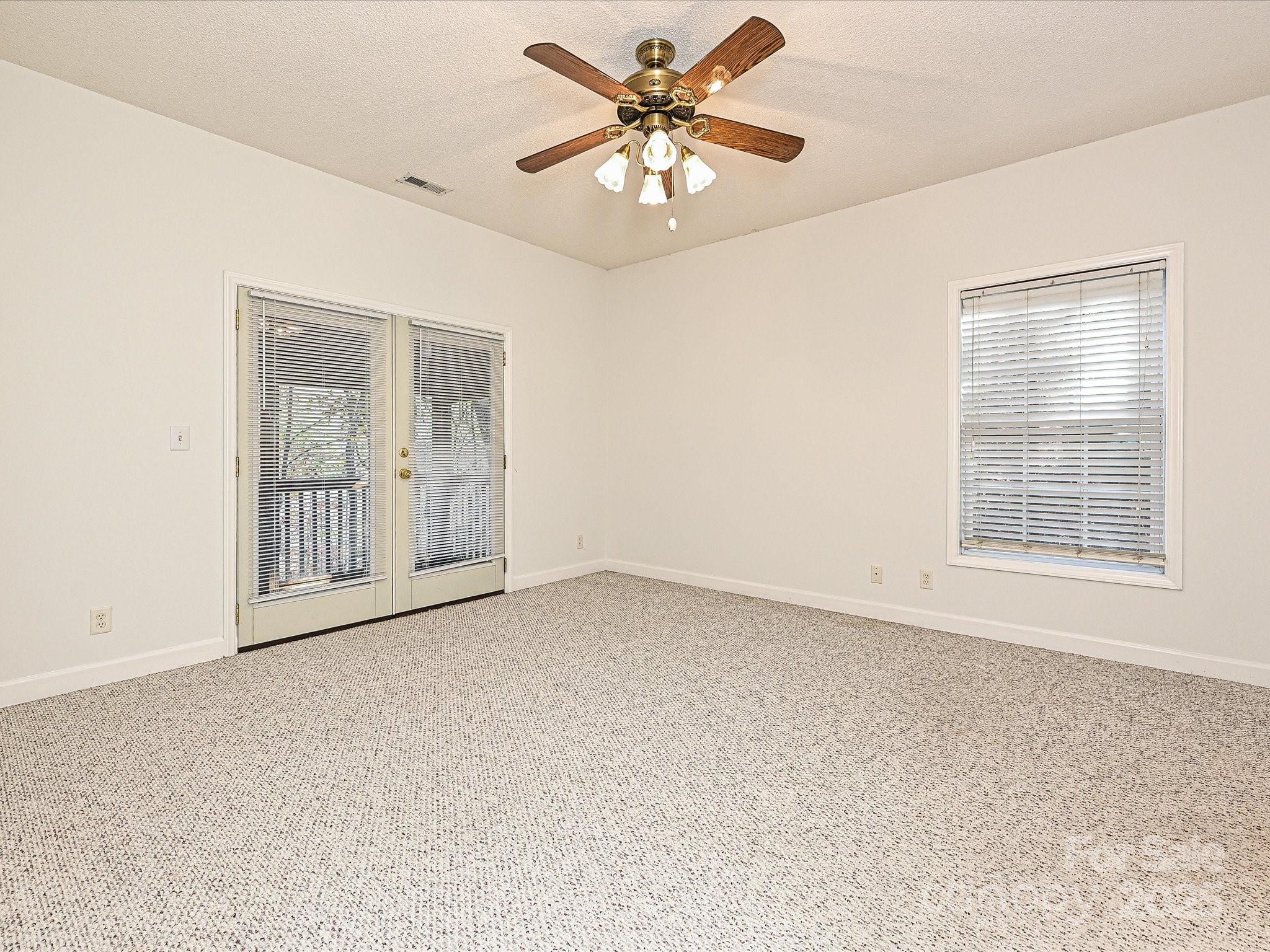 Tega Cay - Residential