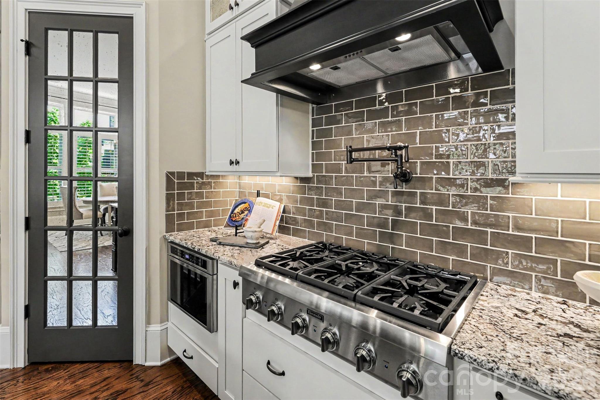 Avignon at Southpark - Residential
