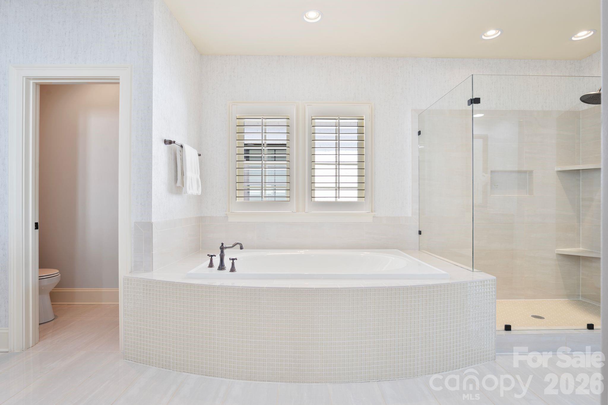 Avignon at Southpark - Residential