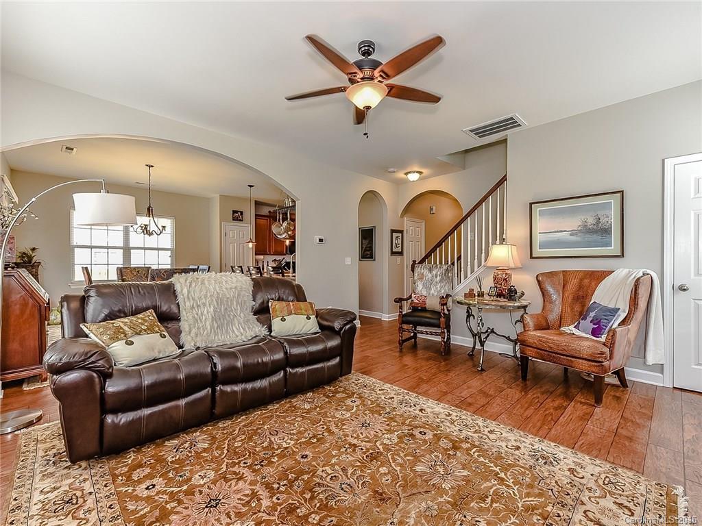 Jones Branch - Residential