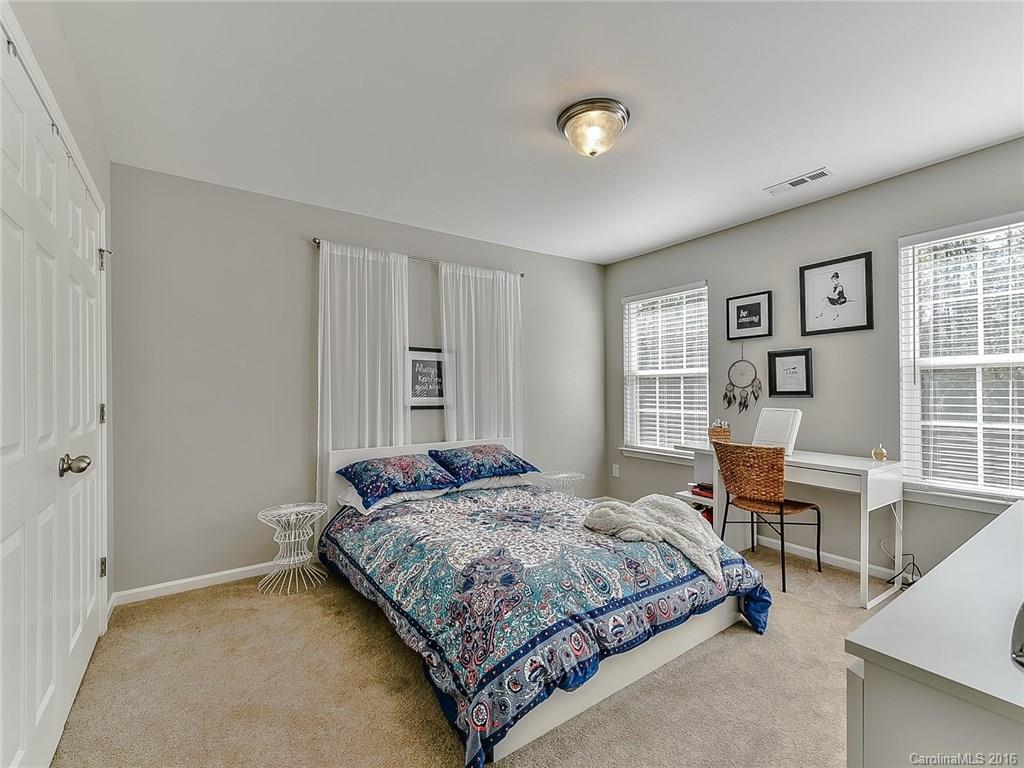 Jones Branch - Residential