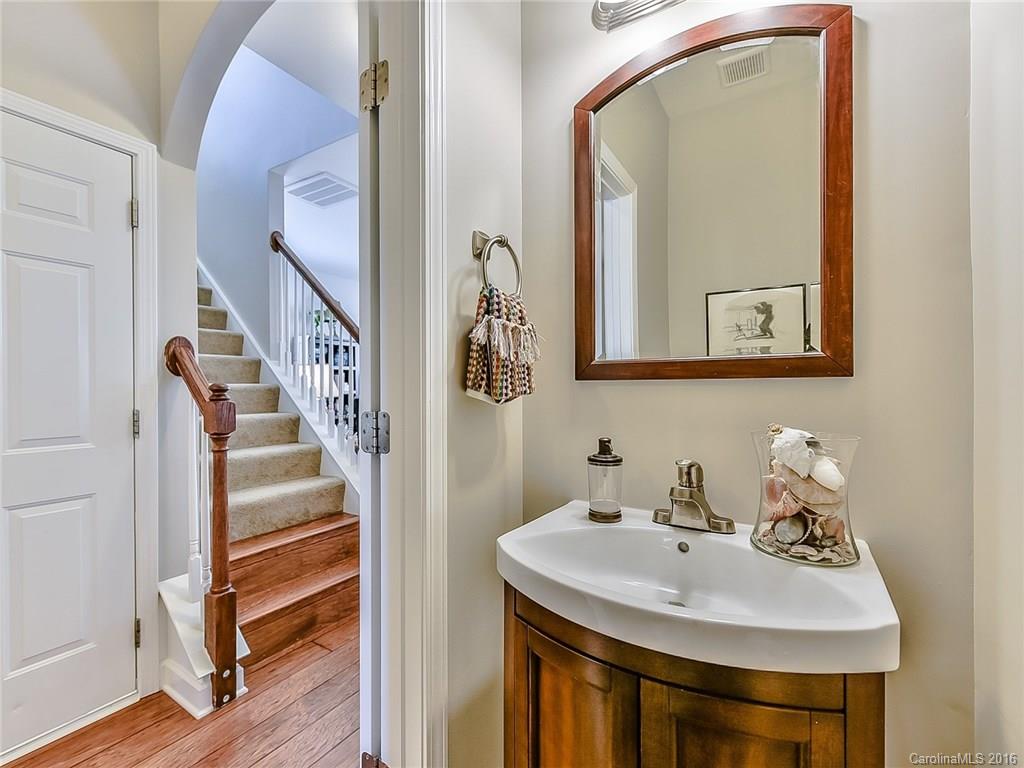 Jones Branch - Residential